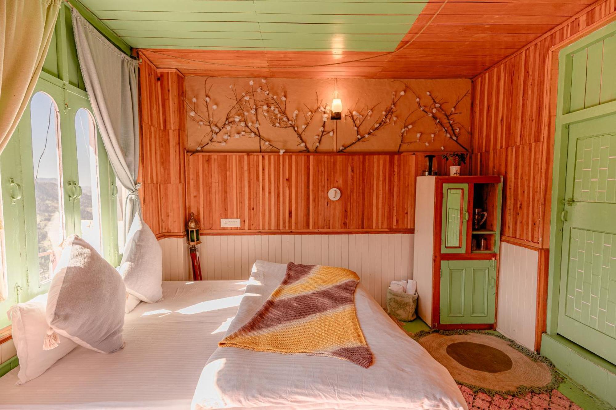 Firgun Chapter Shoja Hostel Kültér fotó