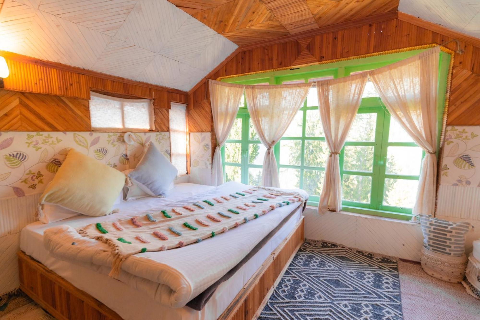 Firgun Chapter Shoja Hostel Kültér fotó