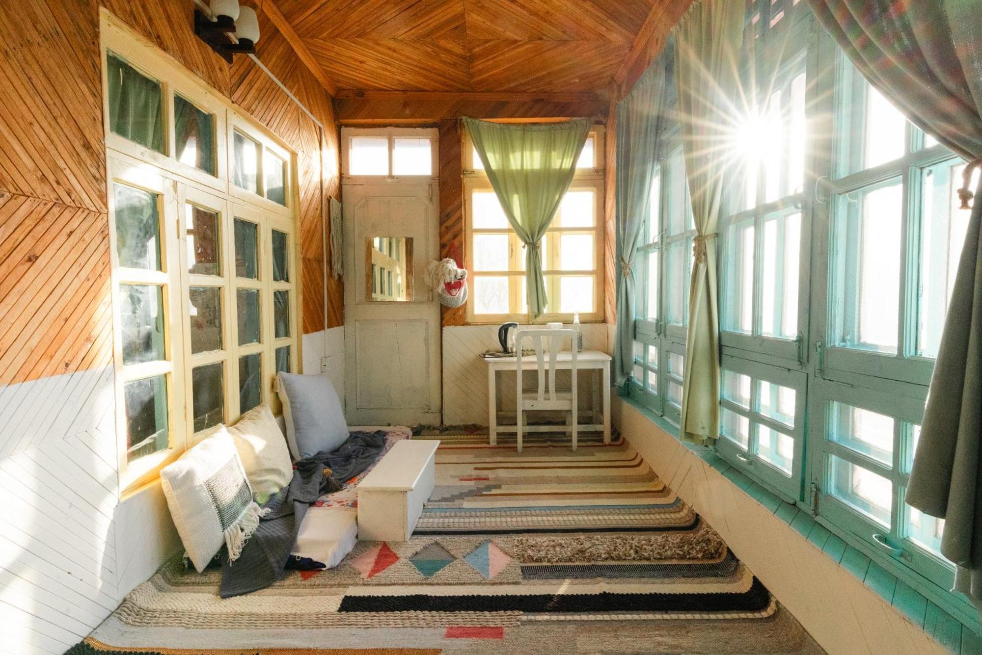 Firgun Chapter Shoja Hostel Kültér fotó