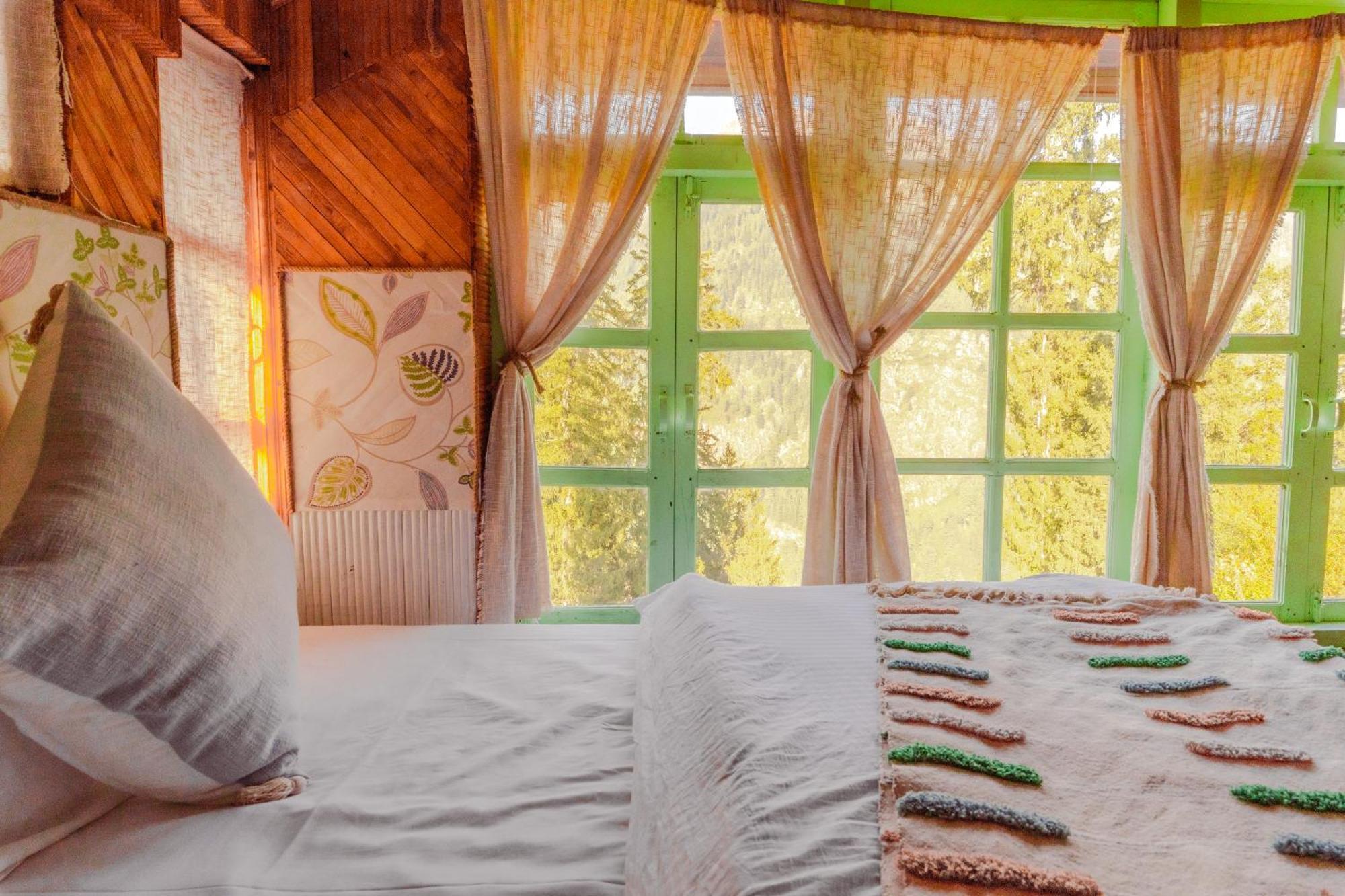 Firgun Chapter Shoja Hostel Kültér fotó